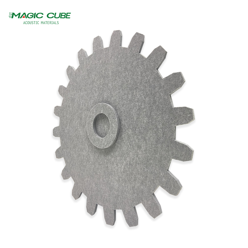 سقف حاجز من اللباد صديق للبيئة في مساحة المكتب