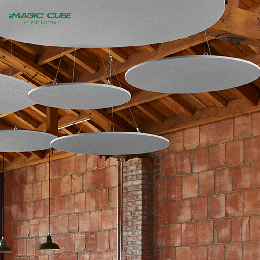 سقف صوتي من ألياف البوليستر ممتص للصوت